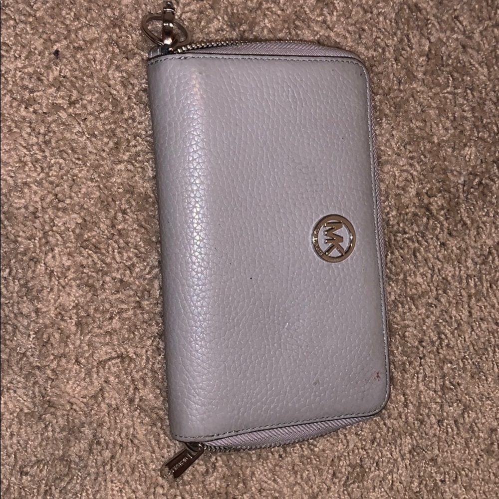 Gray Michael kors wallet